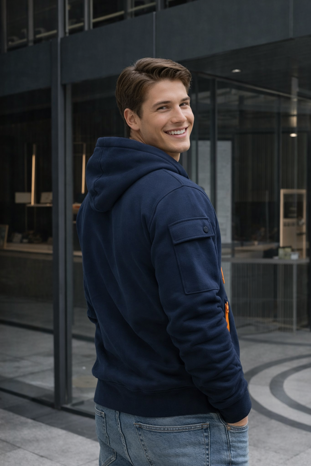 TOM | Comfortable Hoodie – Warm, Soft & Suitable for Everyday Wear