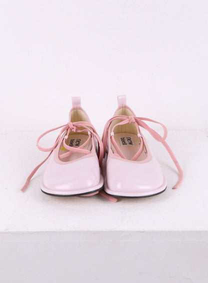 Tie Leg Ballet Flats IJ430