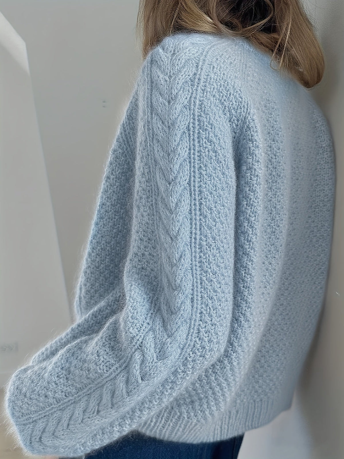 Dwina™ Cardigan with Buttons and Cable Knit Pattern