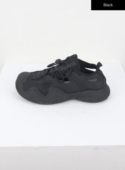 Lace-Up Sneakers CU322