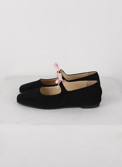 Band-Toe Flat Shoe IJ402
